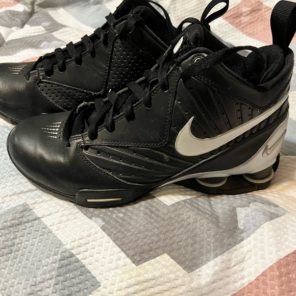 Nike Shox - Picture 2 of 6